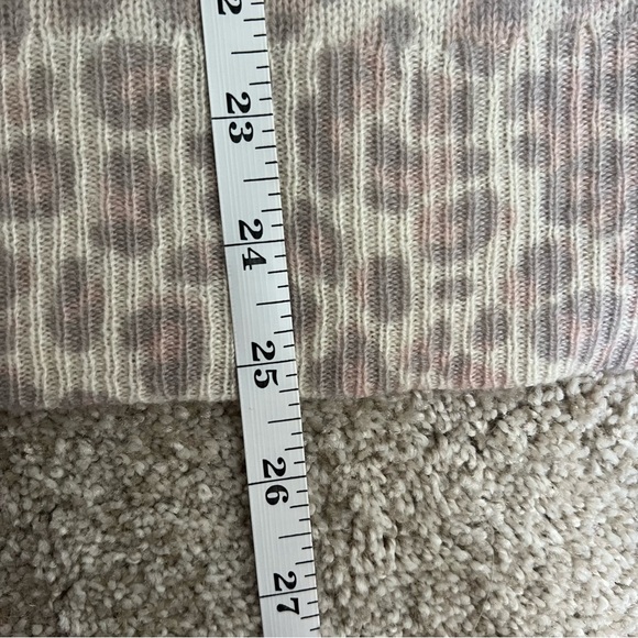 360 cashmere sylvia leopard v-neck cashmere sweater size XS - Picture 9 of 10